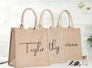 Bolsa de Compras de Yute con Estampado Elegante para Empaquetado Minorista Moderno - Product Image 5