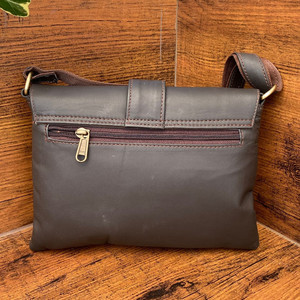 Custom Cowhide Genuine Leather Women's Handbags New Arrival Ladies Shoulder Crossbody Bags Designer Purses and Handbags - Product Image 5