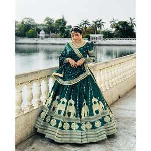 Lehenga Choli Verde Bordado de Diseñador de Moda Maruti con Trabajo de Lentejuelas para Vestimenta de Boda, Talla M - Product Image 6