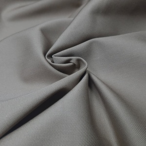 Tissu de travail de qualité supérieure, résistant aux plis, tissé en sergé, poids moyen, 65% polyester, 35% coton, 250 GSM - Product Image 1