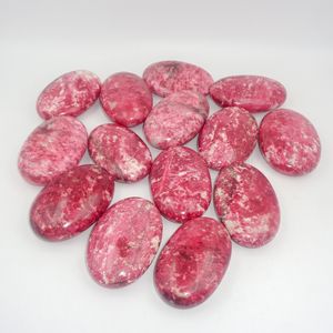 Pierre de Thulite Ovale Naturelle Polie à la Main, Pierre Précieuse Rose, Cristal à Image Gravée Plate, Méditation, Reiki, Guérison Énergétique des Chakras - Product Image 4