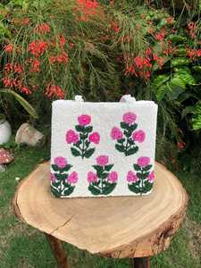 Sac décontracté en forme de voiture de golf rose avec motif de voiture verte et sac jaune, orné de perles de verre faites à la main, style floral, forme personnalisée - Product Image 5