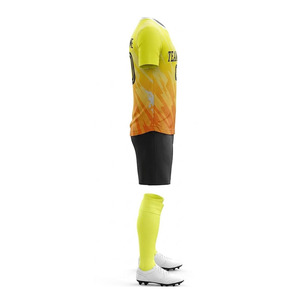 Ensemble d'uniformes de football personnalisés par sublimation, jaune dégradé, col rond, manches courtes, kit d'équipe respirant, uniforme de football personnalisé - Product Image 5