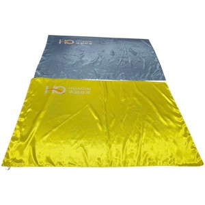 Bandera de Plumas de Poliéster con Impresión Digital, Duradera, Amarilla y Azul, para Deportes y Juegos - Product Image 1