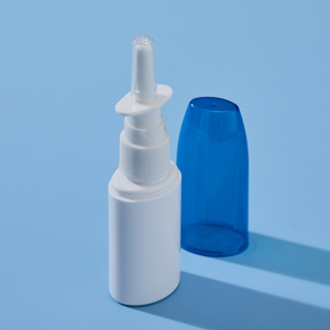 Nouvelle conception – Flacon pulvérisateur nasal portable en PE de 20 ml et 30 ml avec grand capuchon – Flacon pulvérisateur nasal et buccal pour soins personnels - Product Image 4