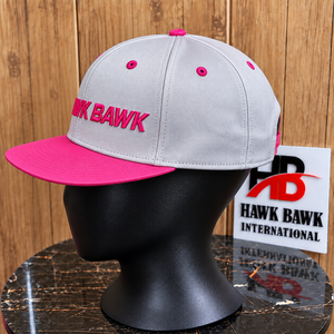 Gorra Snapback Unisex Clásica de Ala Plana con Diseño Moderno Personalizado, 6 Paneles, Blanca y Azul con Logotipo Bordado - Product Image 3