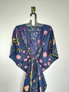 Vestido Kaftán de Algodón Hecho a Mano en India, Ligero, Amarillo, para Playa o Verano - Product Image 2