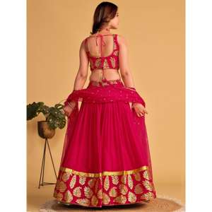 Maravillosas Lentejuelas Rosadas Georgette Lehenga Choli Con Dupatta - Product Image 1