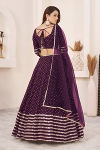 Ensemble Lehenga Choli pour femmes en Georgette, dentelle Zari, sequins et broderies à pois, tissé, longueur ras du sol, tenue de mariage ethnique - Product Image 5