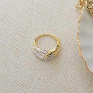 Two-tone Silver Pave Cubic Zirconia Inter-twined Cuff Design Cuban Chain Link <b>Chunky</b> Interlocking Loop Wedding Engagement <b>Ring</b> - Product Image 4