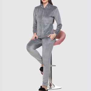 Premium Quality Slim Fitted 2 Piece Set Custom Logo Breathable Comfortable Top Selling <b>Velvet</b> <b>Tracksuits</b> - Product Image 3