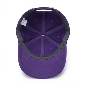 Gorra de Béisbol Personalizada de 5 Paneles con Marco en K para Hombre, Diseño Bicolor Común, Visera Curva Estructurada, Logotipo Bordado en 3D, en Blanco - Product Image 5