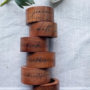 Nouveaux anneaux de serviette personnalisés en bois écologiques pour fêtes, mariages, événements, cadeaux - vente en gros - Product Image 2