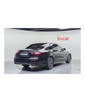 Mercedes-Benz Clase E E220d 4MATIC AMG Line 2023, 39,932 km, Diésel, Automático, Volante a la Izquierda, Asientos de Cuero, Cámara Trasera - Product Image 2