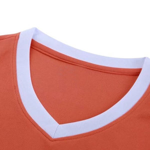 Nuevo Uniforme de Fútbol Más Vendido - Alta Calidad, 100% Poliéster, Ecológico, Transpirable, Colores Personalizados, Servicio OEM - Product Image 4