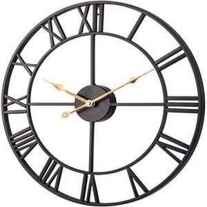 Horloge murale en métal noir mat de qualité assurée, capable d'apporter une touche de luxe sans dominer l'espace. - Product Image 3