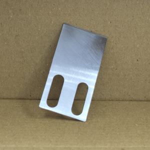 ใบมีดตัดแบบอุตสาหกรรมสำหรับการบดพลาสติก ทำจากสแตนเลสและเหล็กกล้าคาร์บอน  มีดสำหรับเครื่องอัดเม็ดประสิทธิภาพสูงจากโรงงาน - Product Image 1