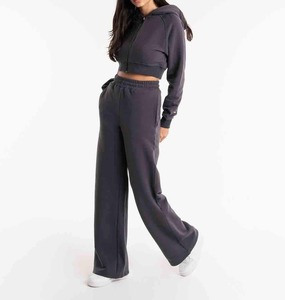 Trajes Deportivos Casuales Profesionales para Mujer a Precio Económico, Pantalones Acampanados, Venta Caliente, Diseño Personalizado con Logotipo - Product Image 1