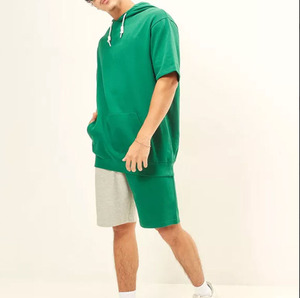 Conjunto de Sudadera con Capucha y Pantalones Cortos Grises para Hombre, Corte Holgado, Ligero, Transpirable, Atuendo de Verano, Ropa Casual y Elegante para la Calle - Product Image 3