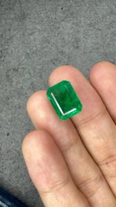Émeraude naturelle de 7,92 carats, provenant de la mine de Zambie, taille octogonale facettée, vert intense, pour bague, pendentif, bijoux personnalisés, effet de couleur changeante - Product Image 5