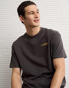 Camiseta gráfica Boxy Guinness para hombre - Product Image 6