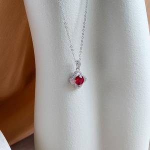 Collar de Plata con Trébol de Rubí Genuino, Joyería con Piedra Roja de Rubí de Laboratorio, Regalos de Aniversario y Cumpleaños para Ella - Product Image 4