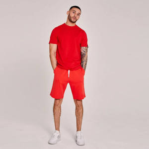 Ensemble de survêtement en coton à manches courtes pour homme, personnalisé OEM, été, deux pièces, t-shirt et short - Product Image 3