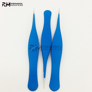Pince à épiler pour sourcils RMI Pointy Eyebrow Tweezer, nouveau design / embout argenté et revêtement en poudre bleue, ensemble de pinces à épiler pour sourcils - Product Image 2