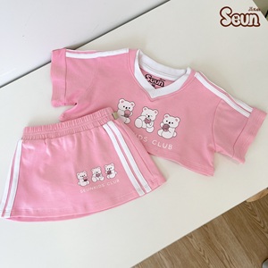 ชุดเซ็ตเสื้อครอปและกระโปรงผ้าคอตตอนริบสำหรับเด็กผู้หญิง ยืดได้ 4 ทิศทาง เนื้อผ้านุ่ม สวมใส่สบาย ผลิตในเวียดนาม - Product Image 5
