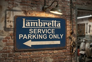 Longue plaque rectangulaire vintage en métal, avec flèche 'Lambretta Service Parking Only', bleu crème, pour garage, 'Man Cave', à suspendre au mur - Product Image 4