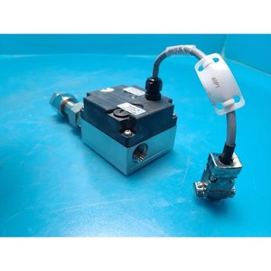 Transmetteur de débit en ligne Lam Research 2300 Exelan Flex45, d'occasion, pièce d'équipement semi-conducteur de marque Legacy - Product Image 6