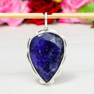 Pendentif en saphir bleu naturel, argent sterling 925, pendentif élégant, cadeau d'anniversaire pour femmes - Product Image 1