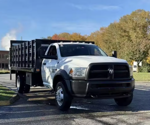 Camión de plataforma plana RAM 4500 usado de 2015, listo para trabajar, con plataforma elevadora Waltcoo y plataforma de 16 pies, LHD/RHD, envío a todo el mundo - Product Image 4
