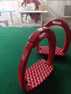 Étriers de sécurité personnalisés pour cavalier, modèle Venice Evo, en aluminium, avec système de dégagement rapide - Product Image 4