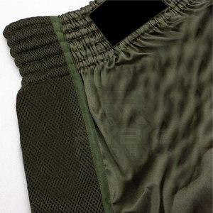 Colección de Ropa para Lucha de Artes Marciales, Shorts de Muay Thai, Materiales Premium y Diseño Duradero para Atletas Activos - Product Image 4