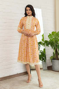 Vestido Midi con Estampado Floral, Cuello Mandarín, Manga Tres Cuartos, Corte Holgado, Informal, de Verano, Tejido de Viscosa y Poliéster para Mujer - Product Image 3