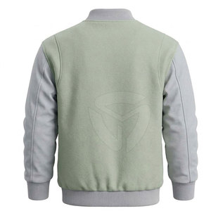Veste de style universitaire pour homme New Look, vêtement d'extérieur moderne et décontracté, conçue pour l'hiver, pour un confort optimal, la mode urbaine et l'usage quotidien. - Product Image 2
