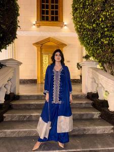 Ensemble indien pakistanais brodé bleu, kurta à manches longues, pantalon palazzo, tenue de mariage, salwar kameez - Product Image 2