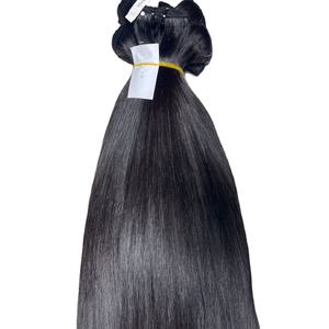 Lots en gros de cheveux humains vierges Remy vietnamiens de haute qualité, texture lisse et droite, toutes les couleurs, double trame, ondulation naturelle - Product Image 1