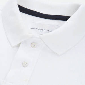 Polo homme premium blanc arctique |   Polo athlétique à rayures nautiques noires et rouges |   Tenue de sport urbaine décontractée pour la salle de sport et le travail - Product Image 6