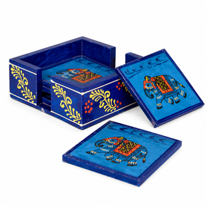 Ensemble de dessous-de-verre carrés en bois faits à la main Indirae Artistry avec support |   Design oriental, antidérapant, léger, en provenance du Rajasthan - Product Image 3