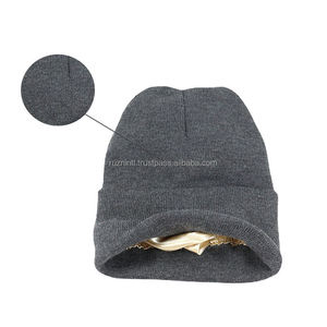 Gorro de satén de invierno con diseño de punto, gorro forrado suave y cálido, estilo callejero para mujeres y hombres, gorros cómodos de moda 2025 - Product Image 5