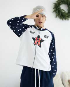 Camiseta de manga corta preencogida de algodón transpirable de 260 g/m² para mujer, unisex, oversize, cuello corto, fabricada en Vietnam. - Product Image 2