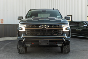 Chevrolet Silverado 1500 LT Trail Boss 4x4 Usada, Año 2025 - Product Image 1