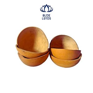 Bol en calebasse fait main, écologique, pour service alimentaire et décoration rustique – Vente chaude, export. - Product Image 1