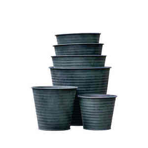 Soportes para Macetas de Metal Galvanizado, Diseño de Tiras, Hechos a Mano - Product Image 5