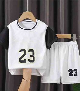Ensemble de maillots de basket-ball personnalisés pour garçons, 100% polyester, manches courtes, taille élastique, col rond, séchage rapide, personnalisable avec le nom de l'équipe - Product Image 2