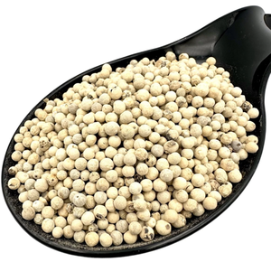 Dried White / Black Pepper Whole - Product Image 2