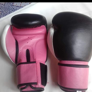 Wholesale Professional 8oz Adult Boxing <b>Gloves</b> High Quality PU Leather Lace-up Stretch & Waterproof Custom Logo Design <b>Glove</b> - Product Image 5