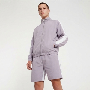 Fashionable Custom Logo Solid Men Casual Breathable Lightweight Windbreaker Shorts Set Two Piece <b>Polyester</b> <b>Tracksuit</b> Autumn High - Product Image 4